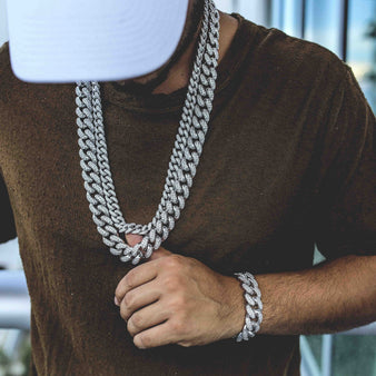 Diamond Cuban Link Bracelet (19mm) in White Gold